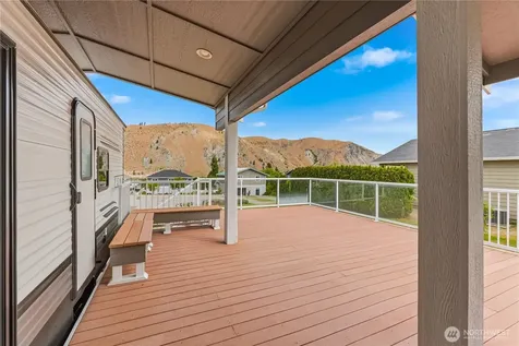 400 W Emerson Drive Orondo WA 98843