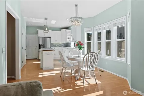 10005 228th Place SE Woodinville WA 98077