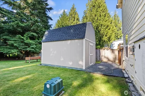 10005 228th Place SE Woodinville WA 98077