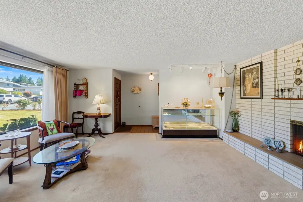 1874 Lenore Drive Tacoma WA 98406