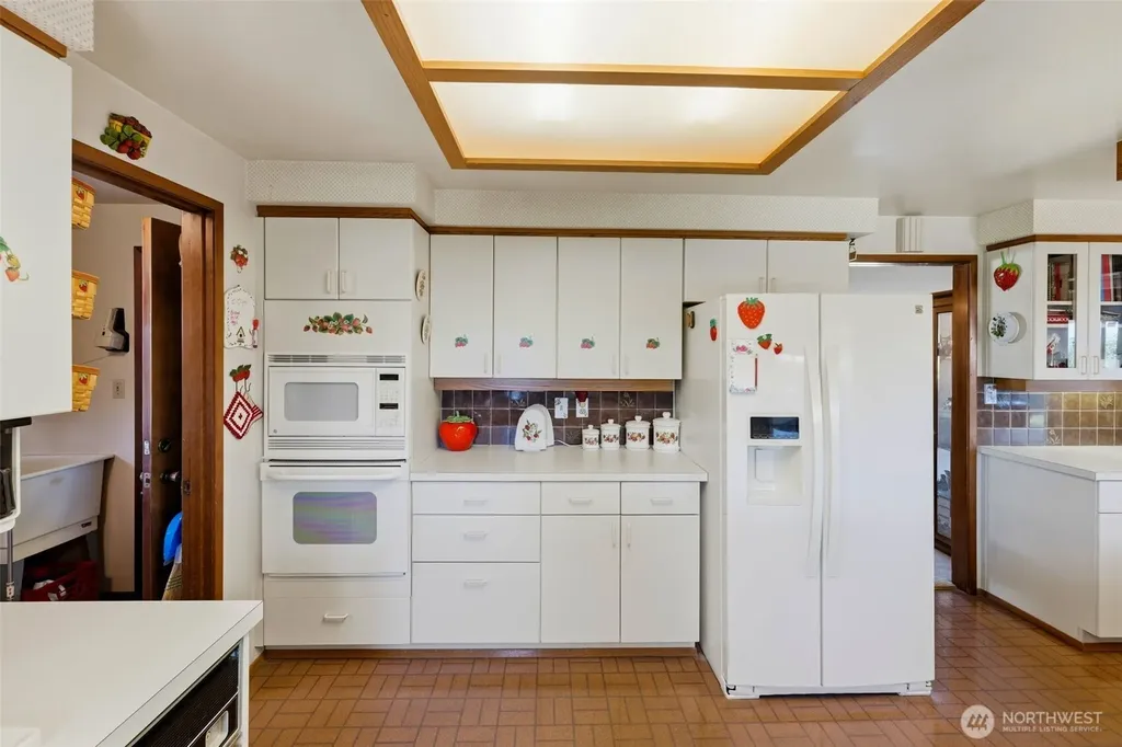 1874 Lenore Drive Tacoma WA 98406