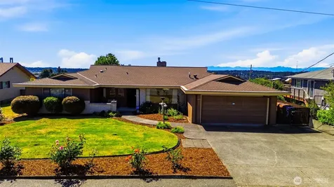1874 Lenore Drive Tacoma WA 98406