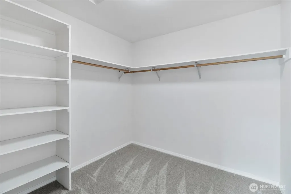 705 Finley Lane La Conner WA 98257