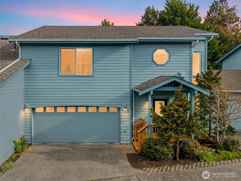 705 Finley Lane La Conner WA 98257