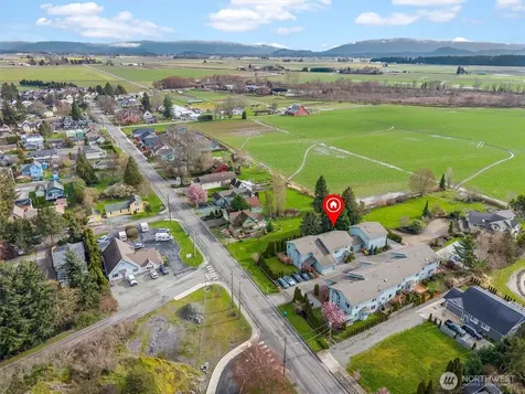 705 Finley Lane La Conner WA 98257