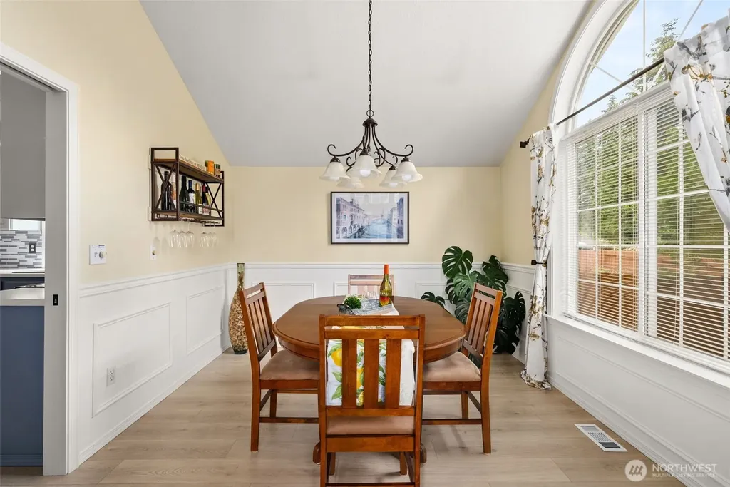 6205 Karat Court SW Tumwater WA 98512