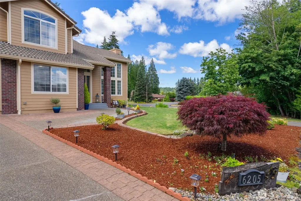 6205 Karat Court SW Tumwater WA 98512