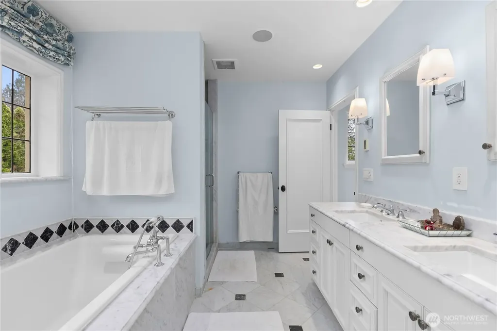 180 Lake Washington Boulevard E Seattle WA 98112