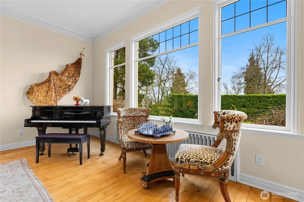 180 Lake Washington Boulevard E Seattle WA 98112