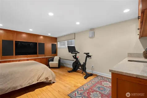 180 Lake Washington Boulevard E Seattle WA 98112