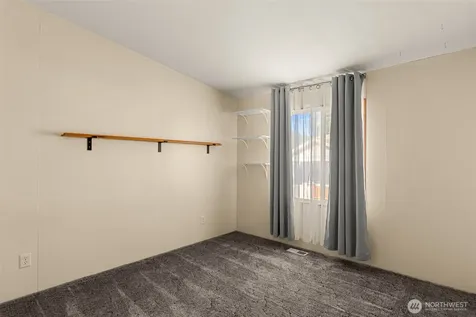 3906 Malaga Avenue Malaga WA 98828