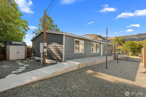 3906 Malaga Avenue Malaga WA 98828