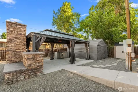 3906 Malaga Avenue Malaga WA 98828