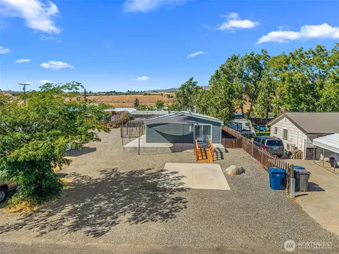 3906 Malaga Avenue Malaga WA 98828