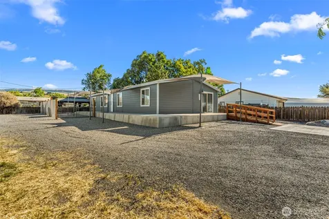 3906 Malaga Avenue Malaga WA 98828