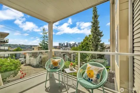 1011 5th Avenue N Seattle WA 98109