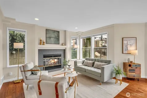 1011 5th Avenue N Seattle WA 98109