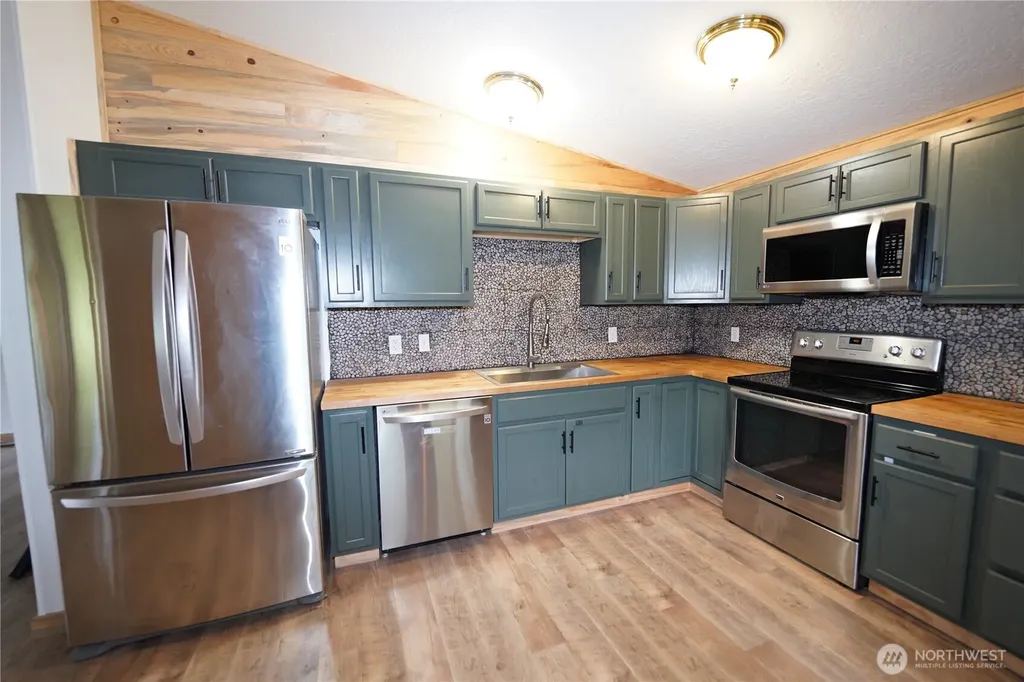 24004 Birch Place Ocean Park WA 98640
