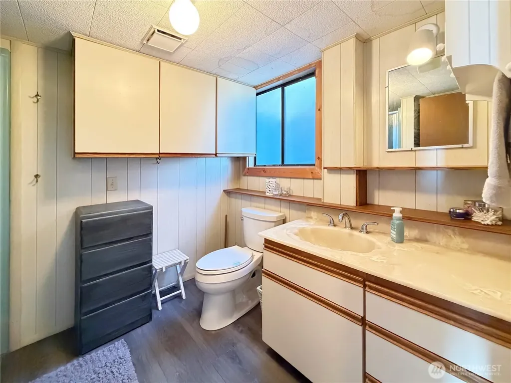 2 S Pilchuck Avenue Hat Island WA 98206