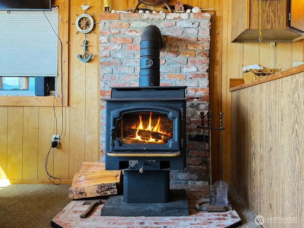 2 S Pilchuck Avenue Hat Island WA 98206