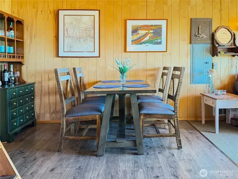 2 S Pilchuck Avenue Hat Island WA 98206