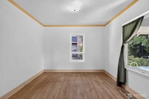 8045 26th Avenue NW Seattle WA 98117