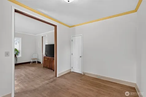 8045 26th Avenue NW Seattle WA 98117