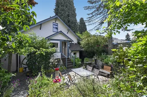 8045 26th Avenue NW Seattle WA 98117