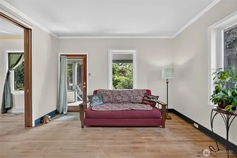 8045 26th Avenue NW Seattle WA 98117