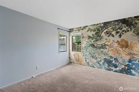 611 N 143rd Street Seattle WA 98133