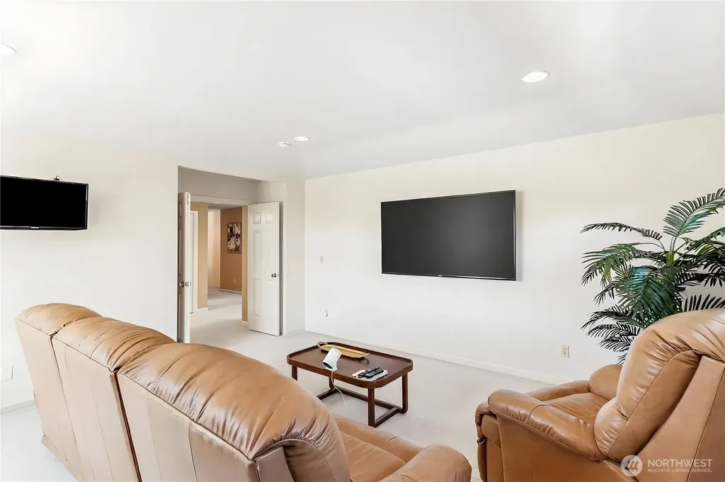 26810 SE 9th Way Sammamish WA 98075