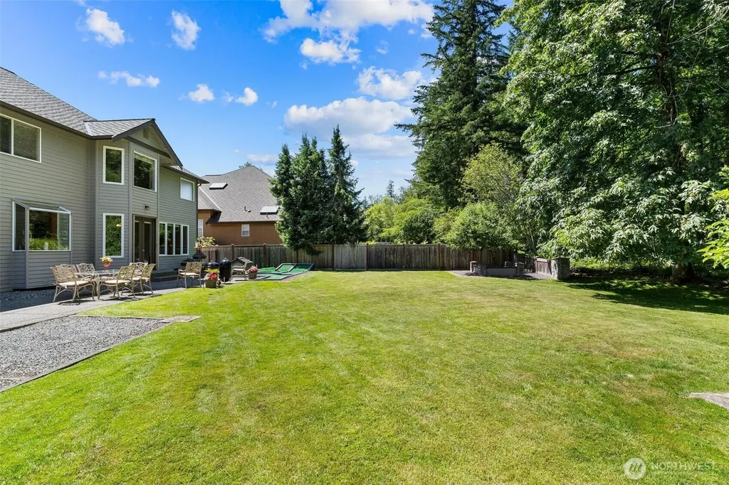 26810 SE 9th Way Sammamish WA 98075