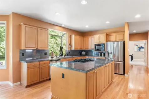 26810 SE 9th Way Sammamish WA 98075