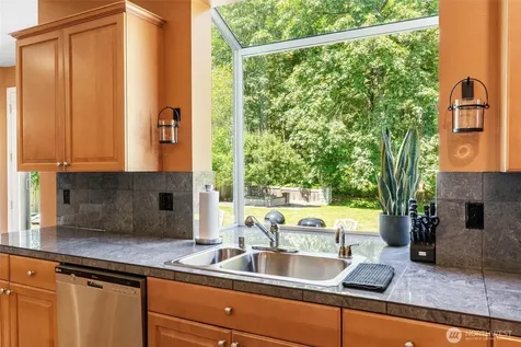 26810 SE 9th Way Sammamish WA 98075