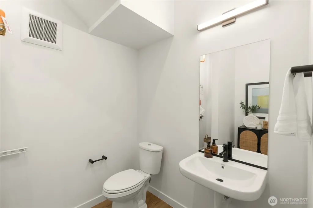 4406 50th Avenue S Seattle WA 98118