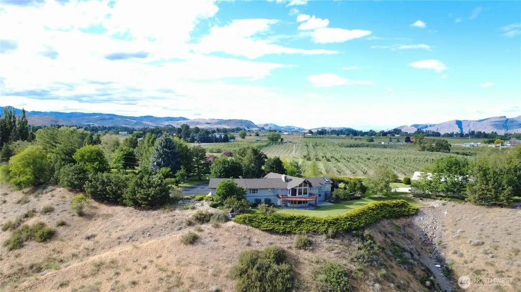 24 Valley View Drive Omak WA 98841