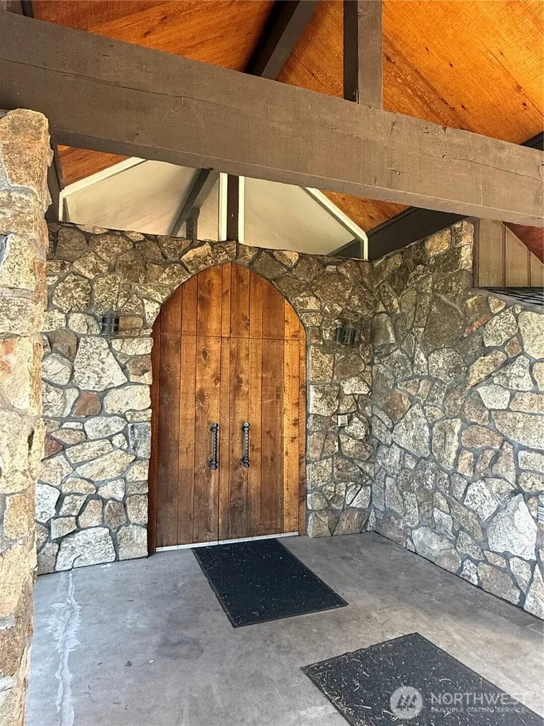 24 Valley View Drive Omak WA 98841