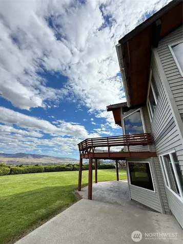 24 Valley View Drive Omak WA 98841