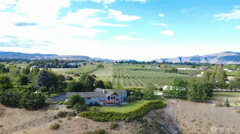 24 Valley View Drive Omak WA 98841