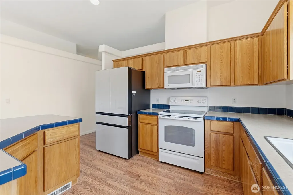 17613 18th Avenue Ct E Spanaway WA 98387