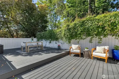 9827 22nd Avenue SW Seattle WA 98106