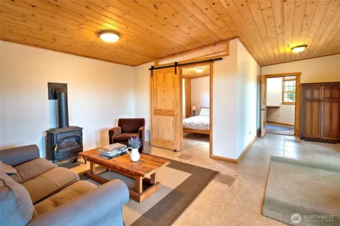14 Patterson Lake Road Winthrop WA 98862