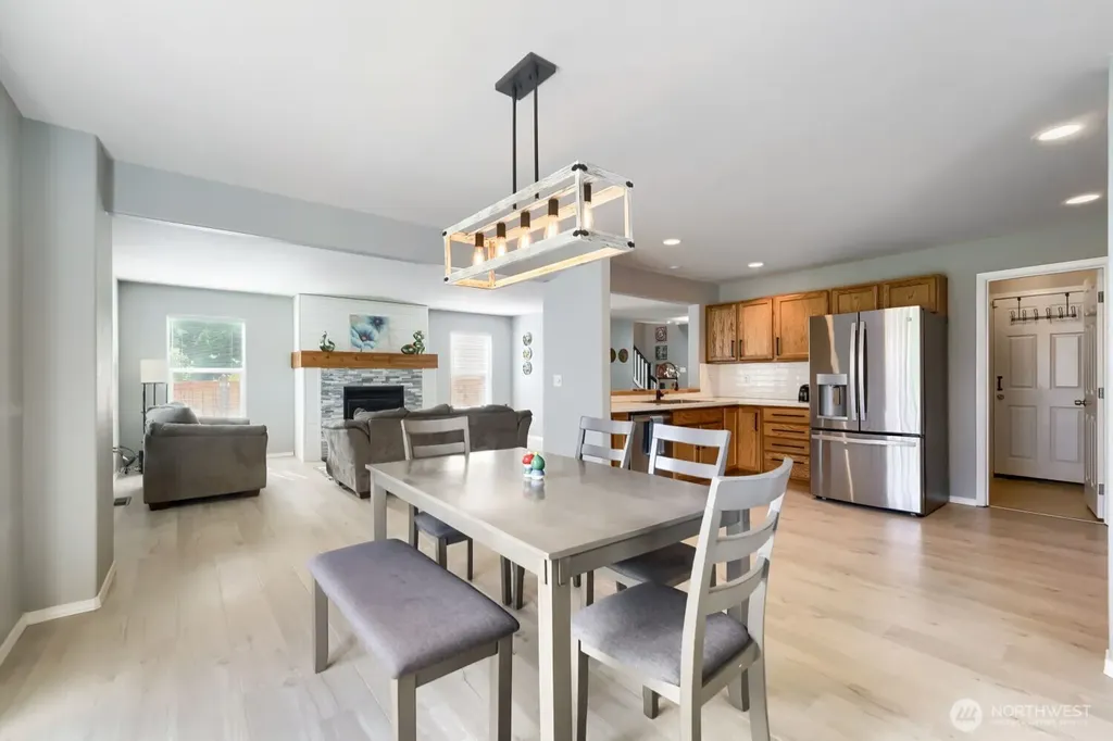 23433 SE 243rd Street Maple Valley WA 98038