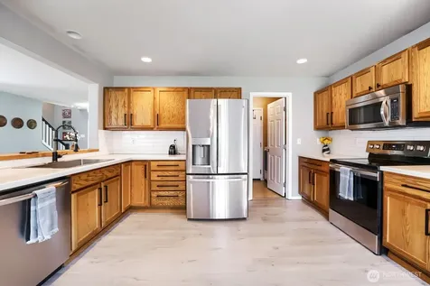 23433 SE 243rd Street Maple Valley WA 98038