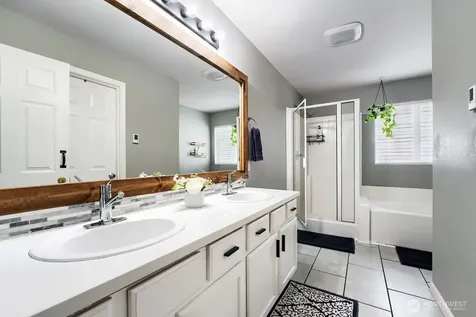 23433 SE 243rd Street Maple Valley WA 98038