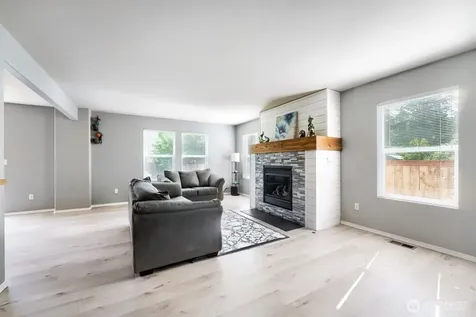 23433 SE 243rd Street Maple Valley WA 98038