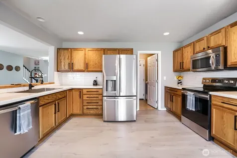 23433 SE 243rd Street Maple Valley WA 98038