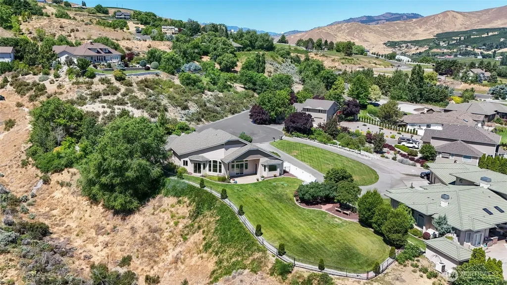2985 Eastview Lane Wenatchee WA 98801