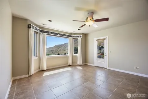2985 Eastview Lane Wenatchee WA 98801