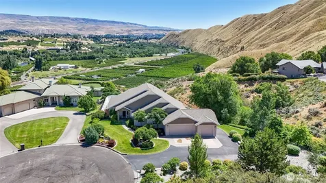 2985 Eastview Lane Wenatchee WA 98801